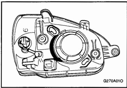 HYUNDAI SANTA FE 2001 - REPLACER LES AMPOULES DE PHARE - 1