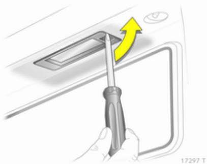 OPEL ZAFIRA 2 - Éclairage de plaque minéralogique - 1