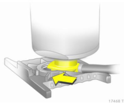 OPEL ZAFIRA 2 - Attention - 3