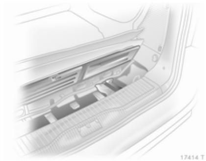 OPEL ZAFIRA 2 - Compartiments de rangement dans le coffre - 1