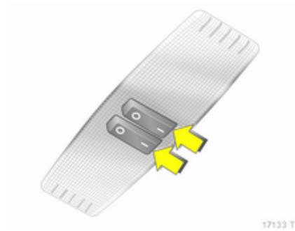 OPEL ZAFIRA 2 - Plafonniers central et arrêté - 1