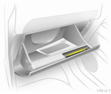 OPEL ZAFIRA 2 - Espaces de rangement Boîte à gants - 1