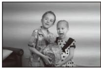 PANASONIC DMC FZ200 - Une strie ou un scintillage peut apparaître sous un éclairage tels qu'un éclairage fluorescent et un luminaire LED. - 1