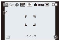 PANASONIC DMC FZ200 - Exemple de mémorisation des paramètres du Mode enregistrement [P] et des menus etc. dans [C1]: - 1