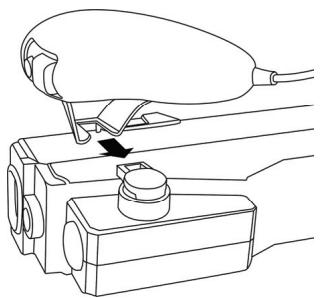 THRUSTMASTER DUAL TRIGGER GUN NW - INSTALAR EL MANDO DE WII™ Y EL NUNCHUK™ EN LA "DUAL TRIGGER GUN NW" - 4