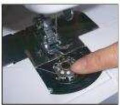 TRISTAR SM-6000 - Enfilage du fil inférieur - 2