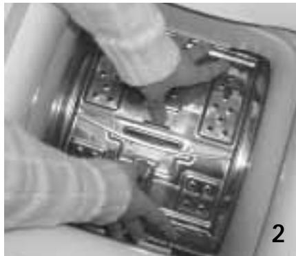 LADEN EV 1280 - Chargement du linge - 2