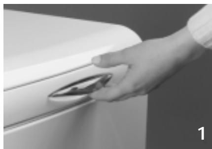 LADEN EV 1280 - Chargement du linge - 1