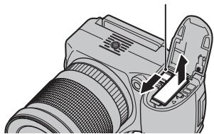 FUJI FINEPIX S1OO FS - Retrait de la batterie - 1