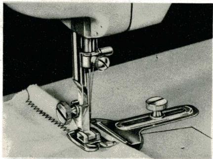 BORLETTI 1100 ZIGZAG - 4/B Travaux de coutures droite exigeant le transporteur - 3