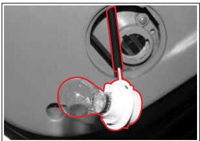 SSANGYONG STAVIC - FEU ANTIBROULLARD ARRIERE*, FEU DE RECUL, LAMPE DE PLAQUE MINERALOGIQUE - 4