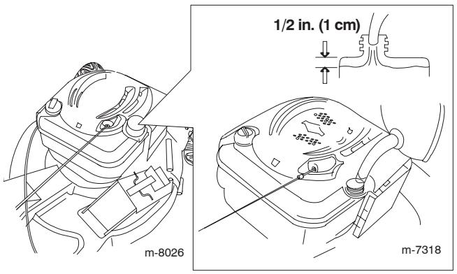 TORO 20654 - Plein du réservoir de carburant - 1
