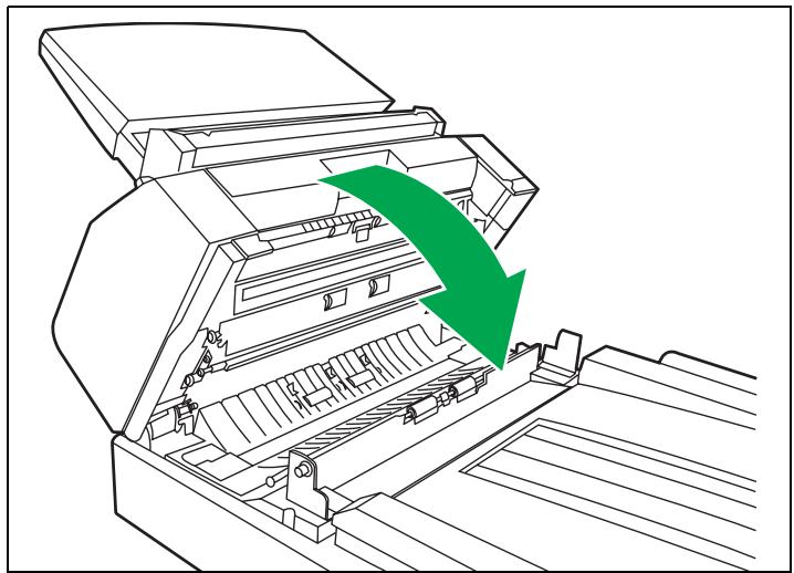 PANASONIC KV-S7075C - Retrait des feuilles coincées de la voie de sortie - 3