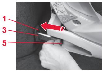 BRITAX VERSAFIX - Préparer ISOFIX - 4