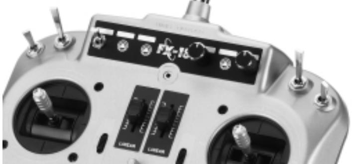 FUTABA FX-18 - Mise en place des commutateurs de mixage et de voie, emplacements optionnels externes - 1