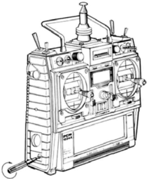 FUTABA PCM 1024A - Screen contrast adjustment - 1