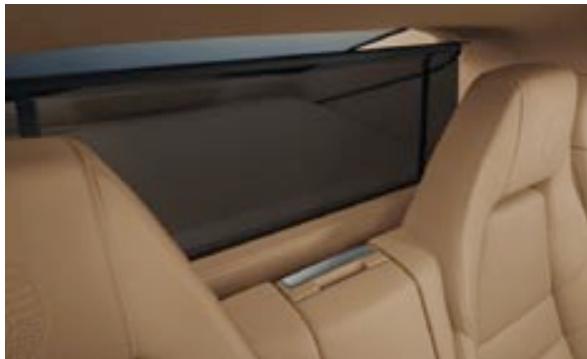 PORSCHE PANAMERA S - Exemple de chargement avec couvre-bagagesouple. - 2
