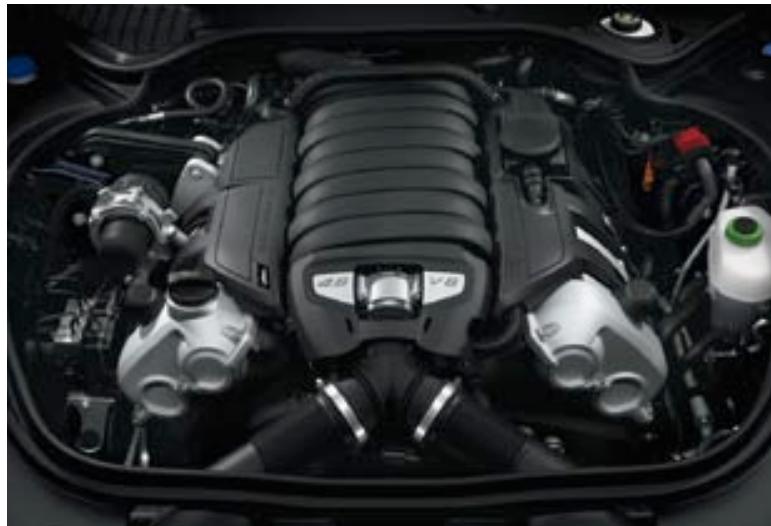 PORSCHE PANAMERA S - Le moteur V8. - 1