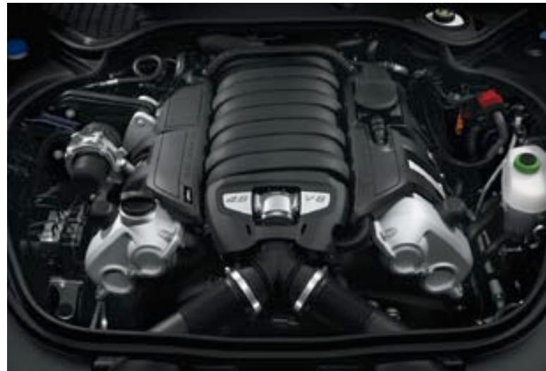 PORSCHE PANAMERA TURBO - Le moteur V8. - 1