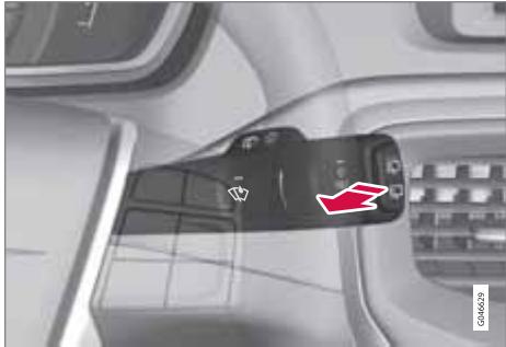VOLVO V40 - Lavage des phares et des vitres - 1