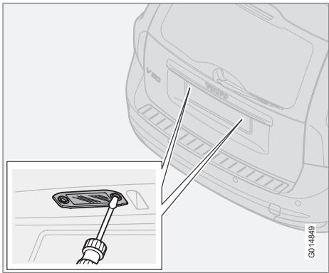 VOLVO V50 - Éclairage de la plaque d'immatriculation - 1