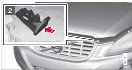 VOLVO XC60 - Ouvrir et fermer le capot moteur - 2