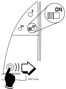 METZ MECABLITZ 34 AF-3 N - Einlagen und Auswechseln der Batterien - 1
