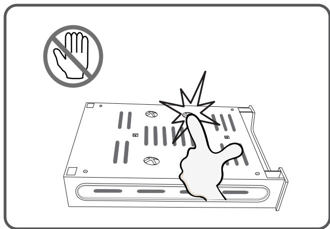 HUMAX PVR-8000 - Avertissement ! - 2