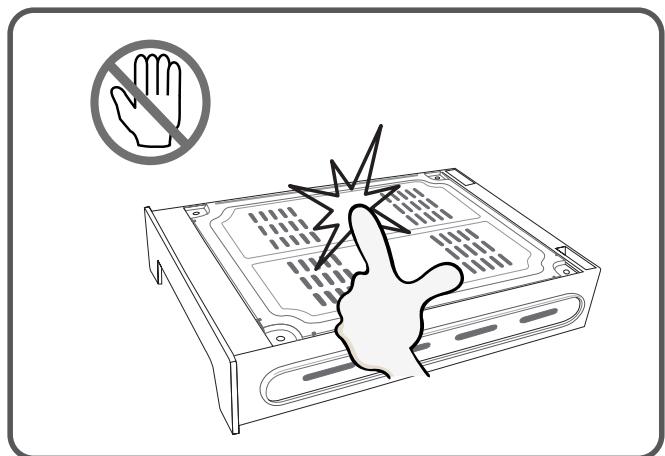 HUMAX PVR-8000 - Avertissement ! - 1