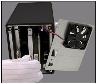 ZYXEL NSA-220 PLUS - Installera hårdiskenheter - 8
