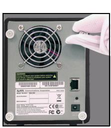 ZYXEL NSA-220 PLUS - Installera hårdiskenheter - 3