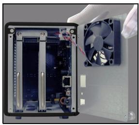 ZYXEL NSA-220 PLUS - Installera hårdiskenheter - 4