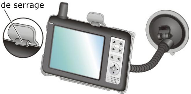 NAVIGON TRANSONIC - INSTALLATION DE L'ETRIER DE FIXATION - 2