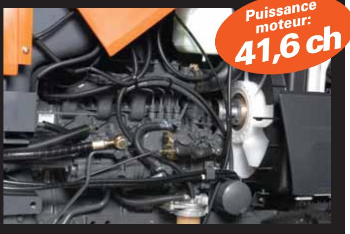 KUBOTA L3200 - Une augmentation de la puissance moteur de 41,6 ch et une réduction remarquable du bruit et des vibrations. - 1