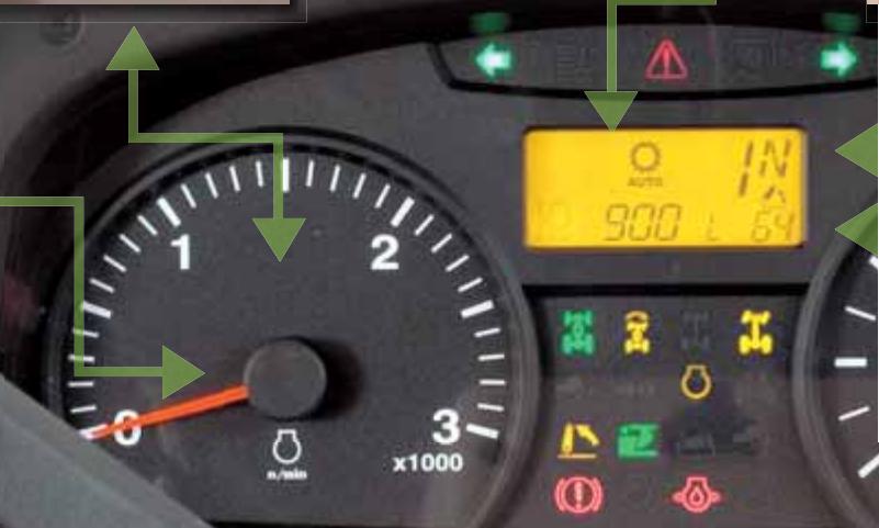 KUBOTA M130X - Ajustement du régime moteur - 1