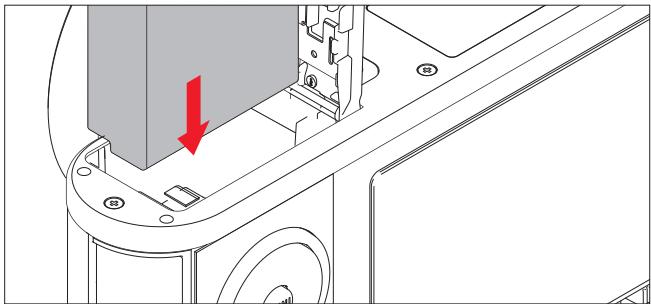 LEICA X - Reemplacement de l'accumulateur/la CARTE mémoire - 2