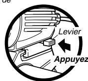 CAT EYE HL-RC250 - Montage de la batterie - 2