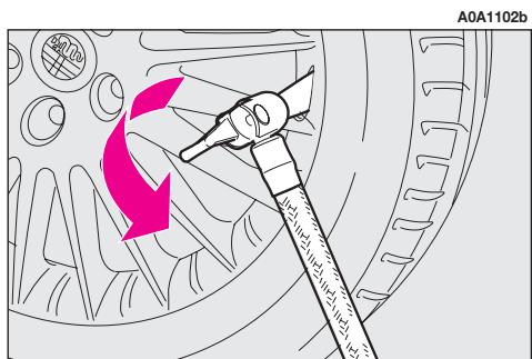 ALFA ROMEO GT 2008 - UNIQUEMENT POUR LE CONTROLE ET LE RÉTABILSSEMENT DE LA PRESSION - 2
