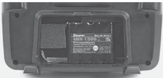 GRAUPNER MX-10 - Pour retirer l'accu d'émission - 1