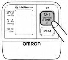 OMRON TENSIOMETRE R2 - RÉalisation d'une mesure - 1