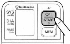 OMRON TENSIOMETRE R2 - Pour supprimer toutes les valeurs stockées en mémoire - 3