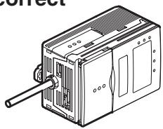 OMRON ZS-DSU - Orientation lors de l'installation de l'unité d'enregistrement de données - 2