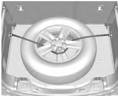 CHEVROLET TRAX - Rangement d'une roue endommagée - 2