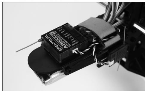 SPEKTRUM DX8 - INSTALLAZIONE DEL RICEVITORE - 2