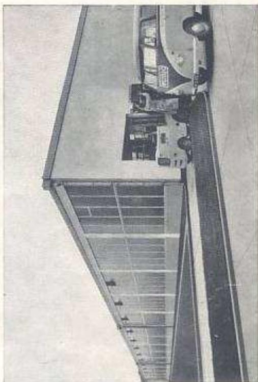 EUMIG P8 AUTOMATIC - Mise en place du film à la main. - 5