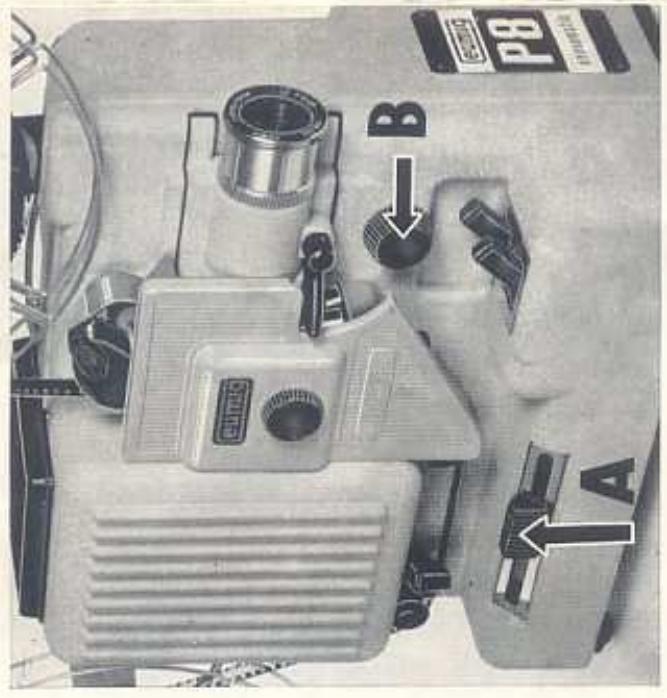 EUMIG P8 AUTOMATIC - Mise en place du film à la main. - 1