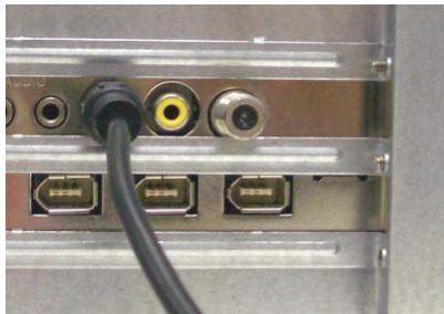 ULEAD VIDEOSTUDIO 11 - Connector le périphérique video sur votre carte de capture - 2