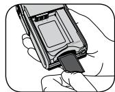 AIPTEK POCKET DV Z300 HD - - Insertar una tarjeta de memoria (optional) - 2