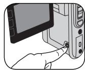 AIPTEK POCKET DV Z300 HD - Turning on/off your camcorder - 2