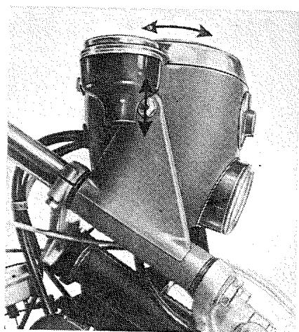 MZ TS 125 - Remplissage et entretien de la batterie - 1